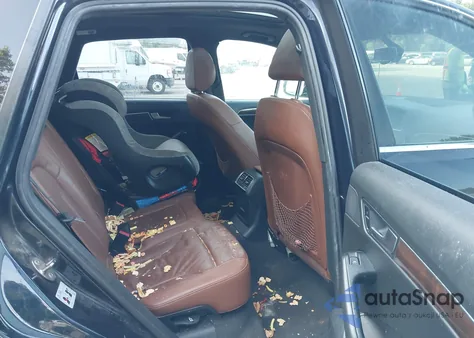 2010 Audi Q5 3.2 Premium z USA, uszkodzony, nr VIN WA1LKAFP8AA113086